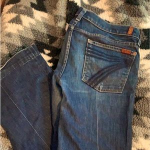 I’m great condition, have been hemmed so 28/29 inseam.